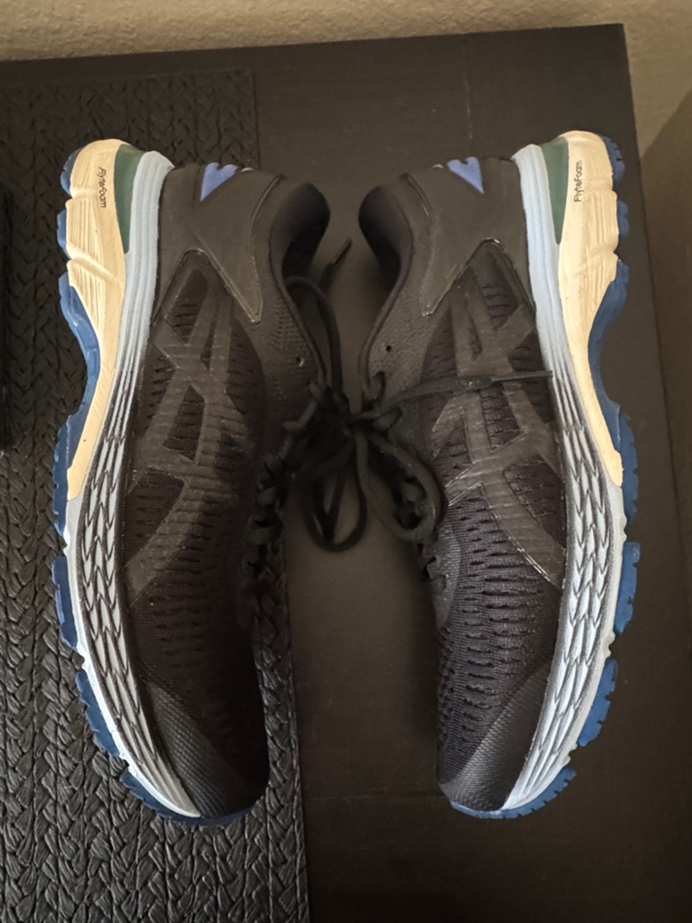Asics Gel Kayano 25 Sneakers in Black and Blue Size 9 - Picture 3 of 7